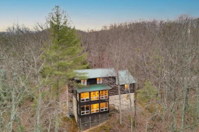 Twilight Ridge by AvantStay Mountain Mansion 20min to Pigeon Forge